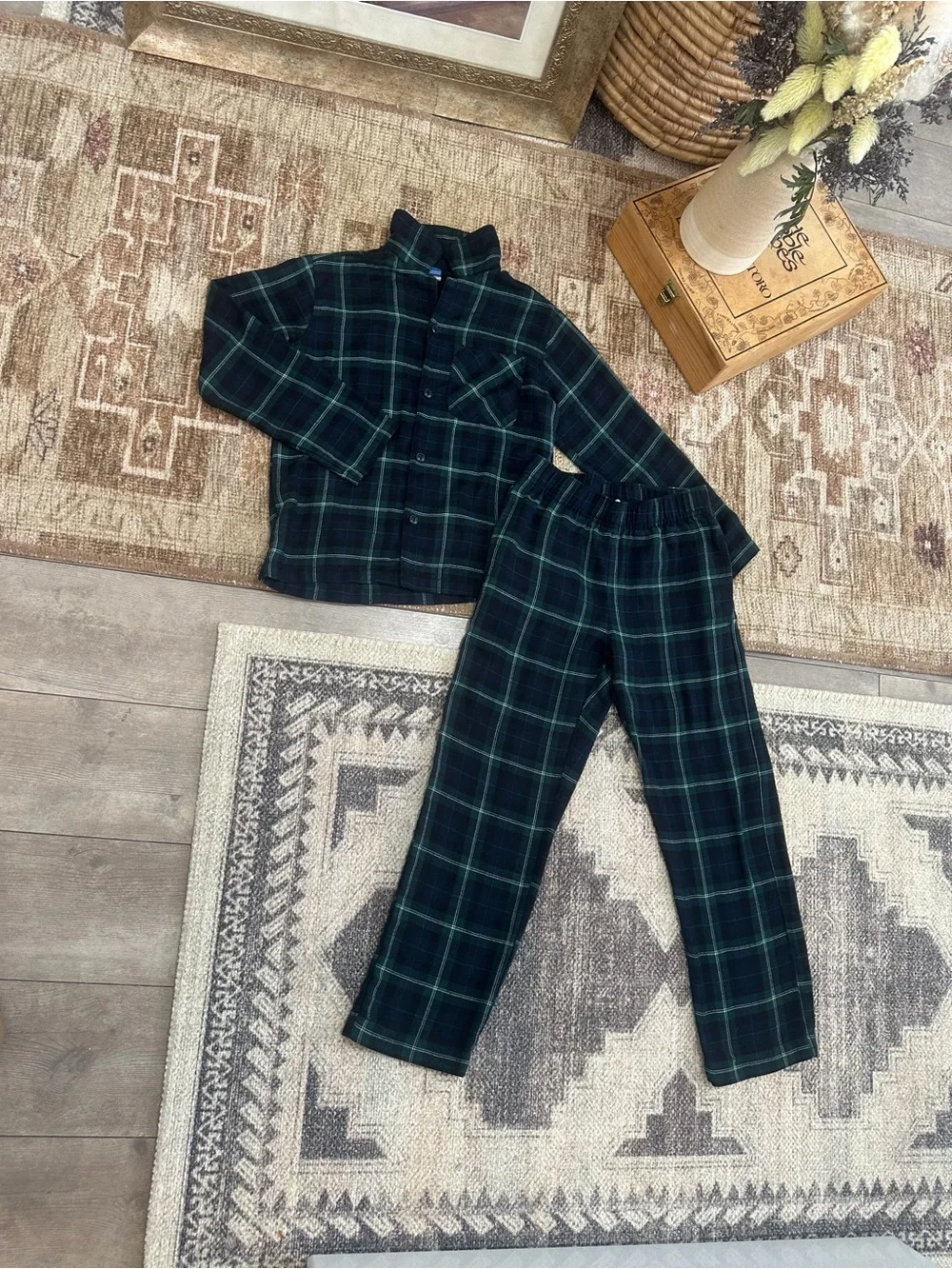 Old Navy Navy Green Plaid Kids Pajama Set Gender-Neutral Button-Front Size Mediu